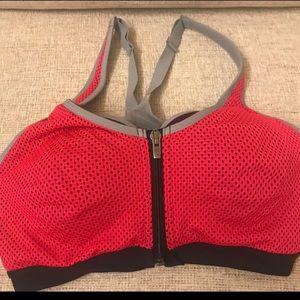 VS Sports bra